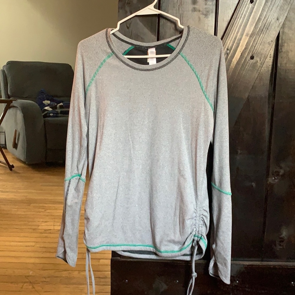 Lucy workout tee